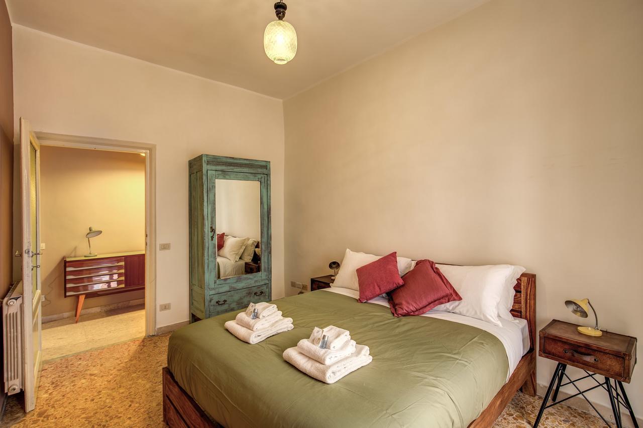 Trastevere San Cosimato Vintage Рим Екстериор снимка